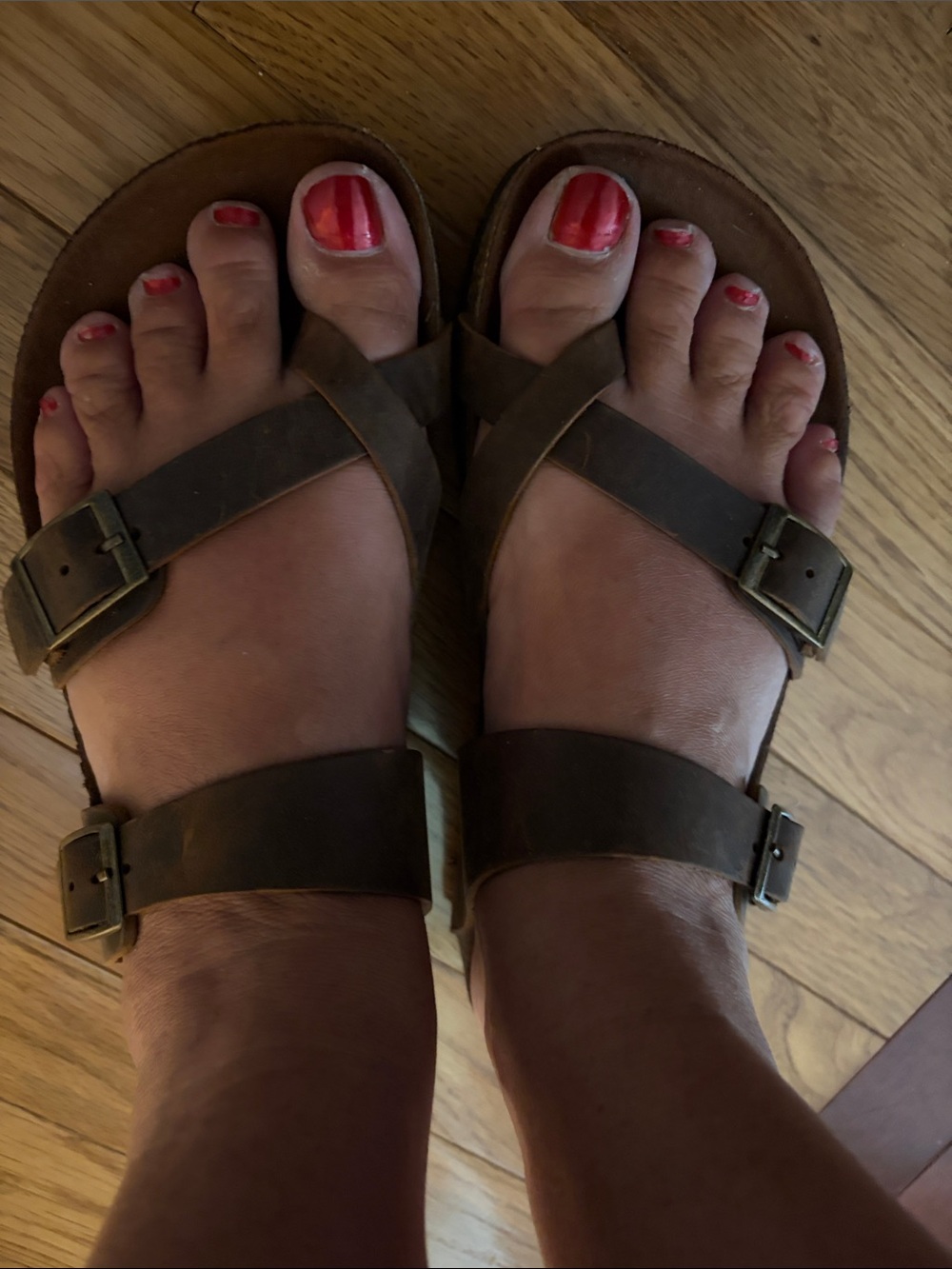 White Mountain Brown Crisscross Strap Buckle Sandals